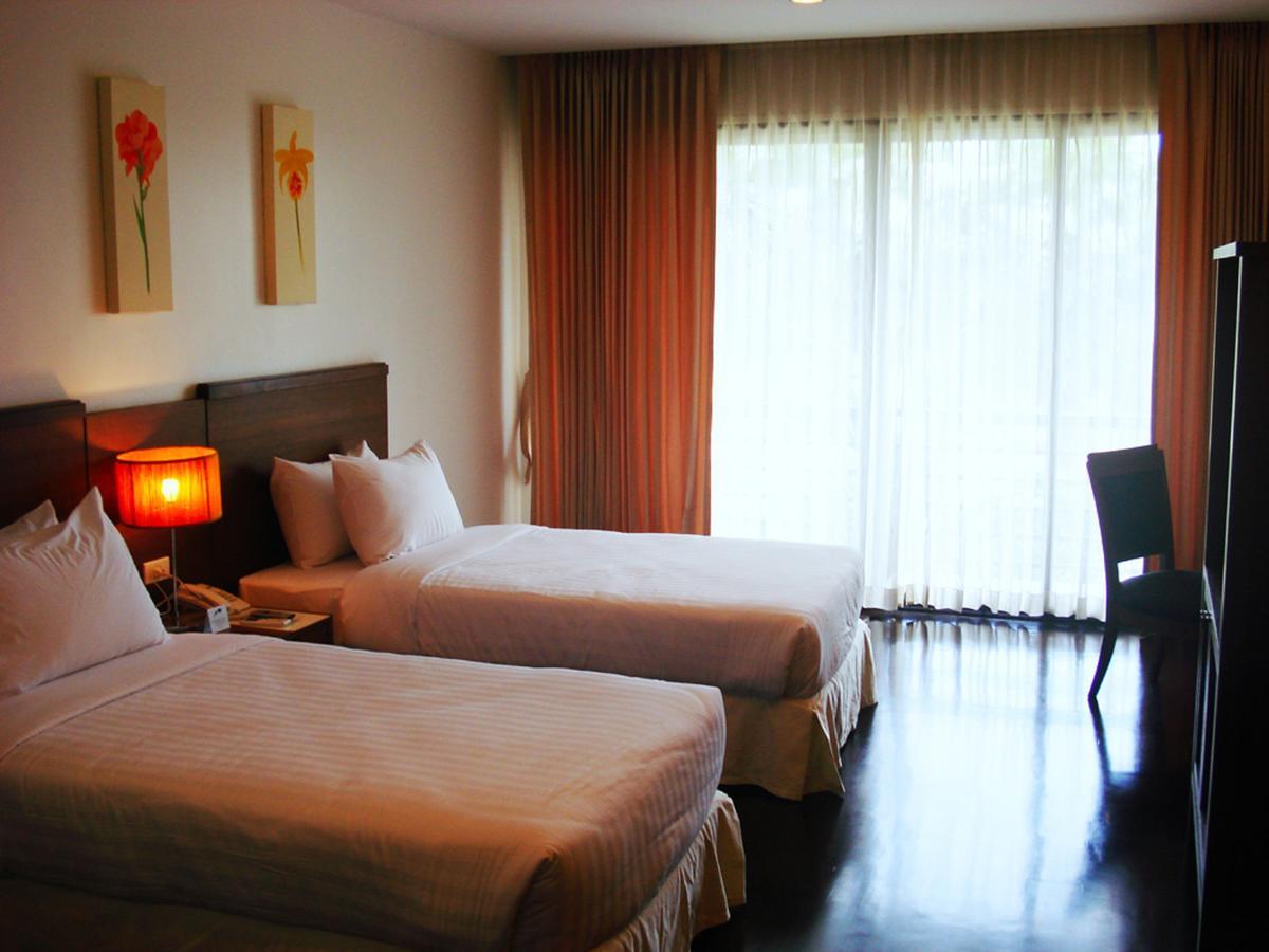 Гостевой дом Suwan Golf & Country Club Nakhon Chai Si Экстерьер фото